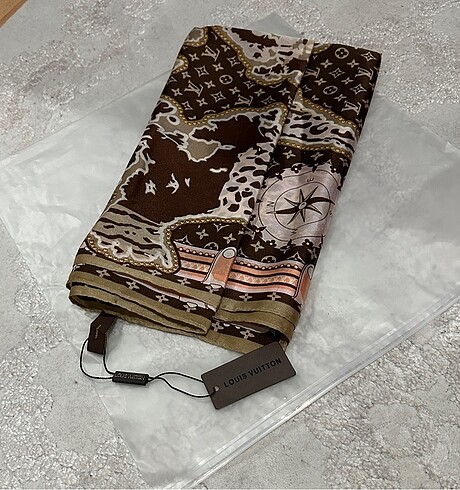 Beden Louis vuitton ipek şal