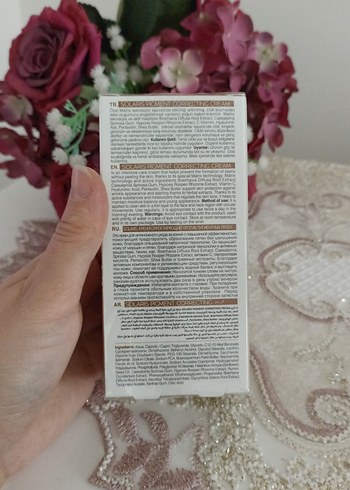 Solaris SPF 50+ Aydınlatıcı Leke Koruyucu Krem ve Güneş kremi - Görsel 4