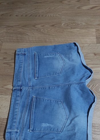 Düğmeli Mavi Kadın Mini Denim Şort - Görsel 2