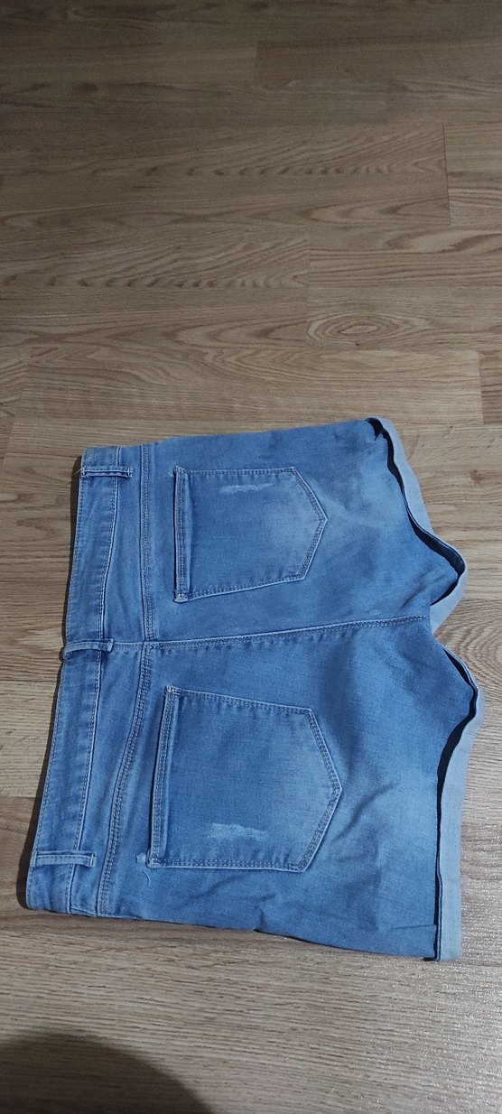 Düğmeli Mavi Kadın Mini Denim Şort - Görsel 2