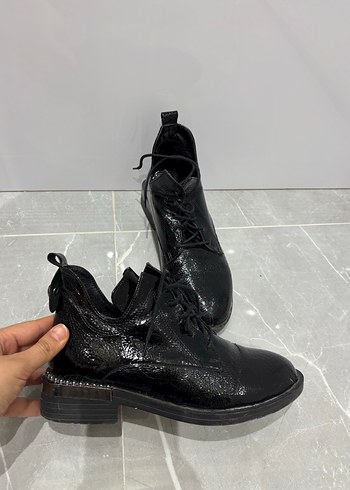 Yılan Desenli Siyah Rugan Bot - Görsel 3