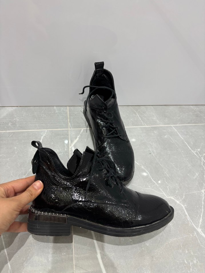 Yılan Desenli Siyah Rugan Bot - Görsel 3