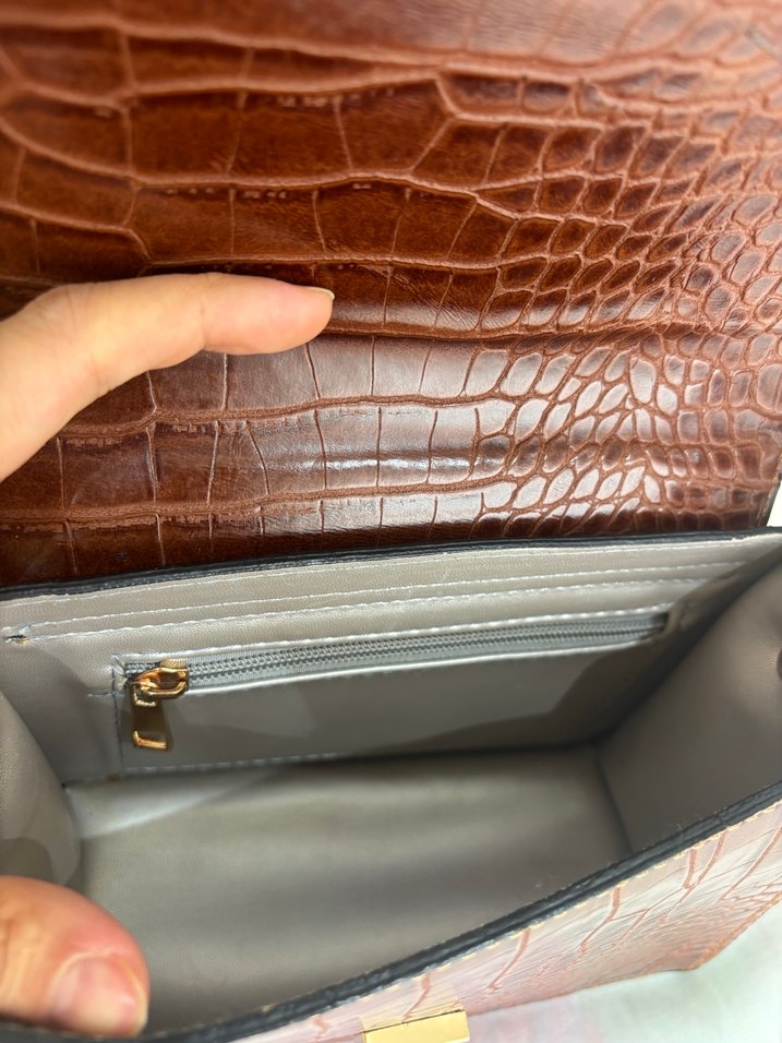 Kahverengi Parlak Yılan Desenli Deri Çanta - Görsel 5