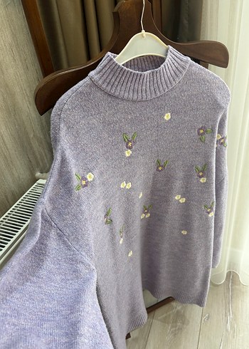 Lila Nakışlı Uzun Kollu Triko Kazak - Görsel 4