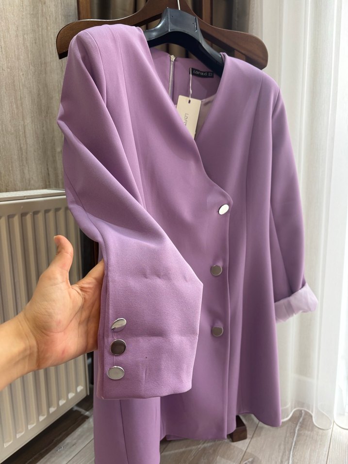 Düğmeli Mor Uzun Kesim Kadın Blazer - Görsel 2