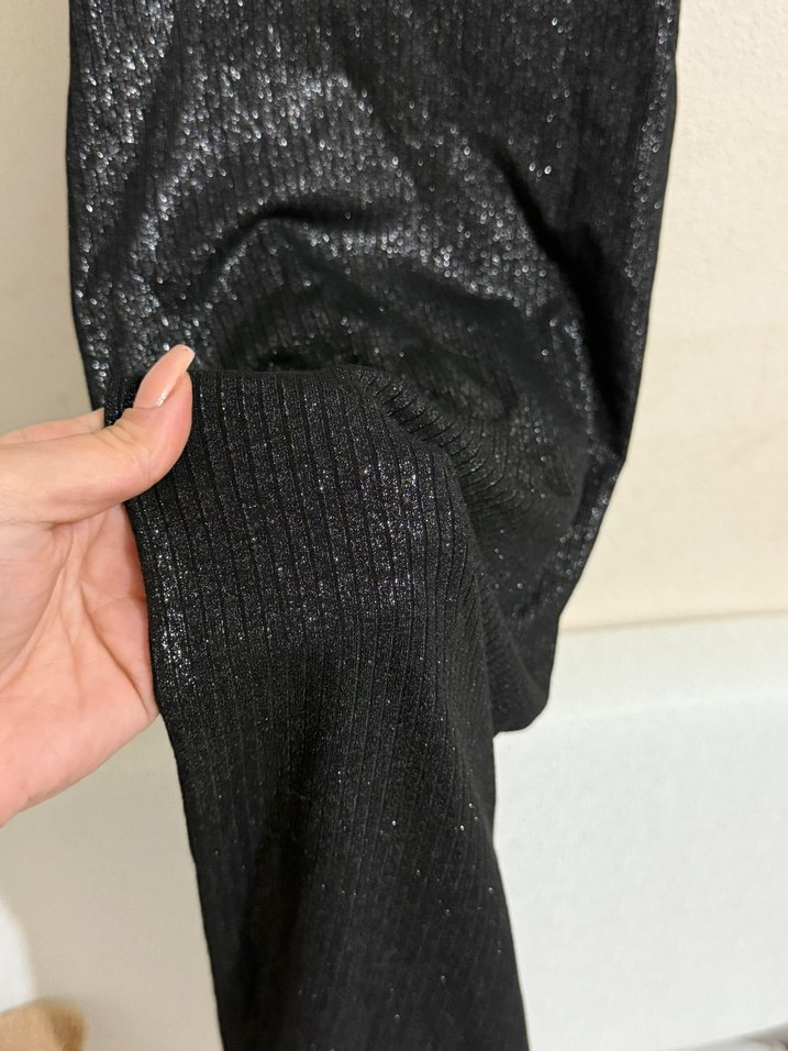 Siyah Oval-Yaka Fitilli Midi Triko Elbise - Görsel 4