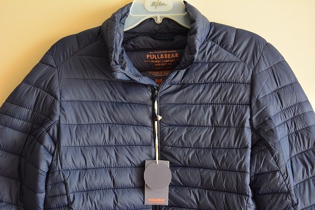 pullandbear mont