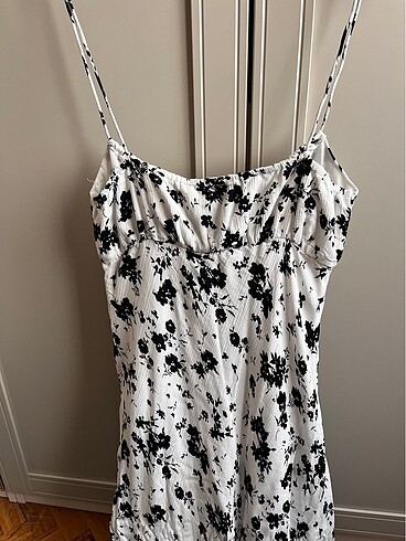 xs Beden Bershka midi elbise