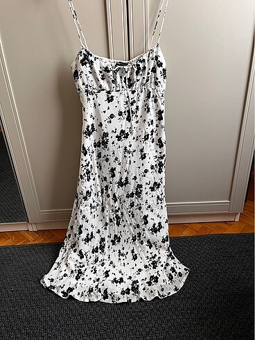 Bershka midi elbise