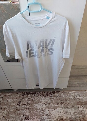 Mavi tshirt 