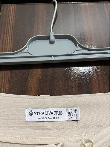 40 Beden ten rengi Renk Stradivarius ekru pantolon