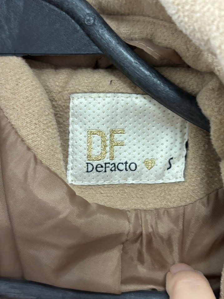 Bej Midi Düğmeli kadın Kabanı - Görsel 3