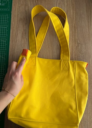 Sarı Fermuarlı Kadın Çantası - Görsel 2