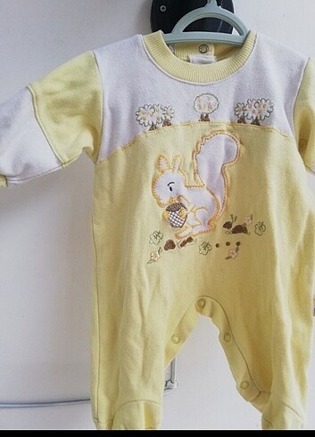 Tory Baby Yenidoğan bebek sarı hayvanlı ayaklı tulum zıbın iki tane