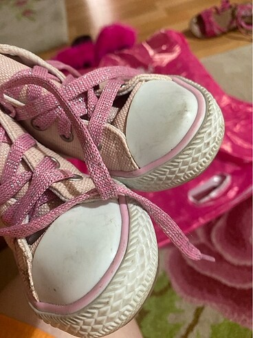 Soo be Simli converse soo be