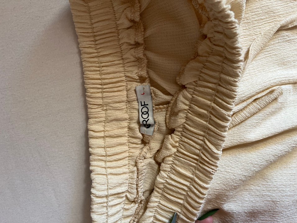 Kadın Bej Keten Şort - Görsel 2