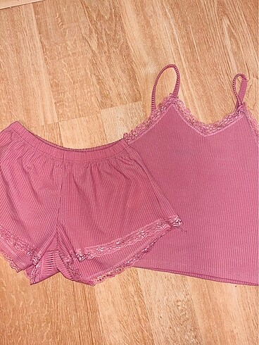 Pijama takımı