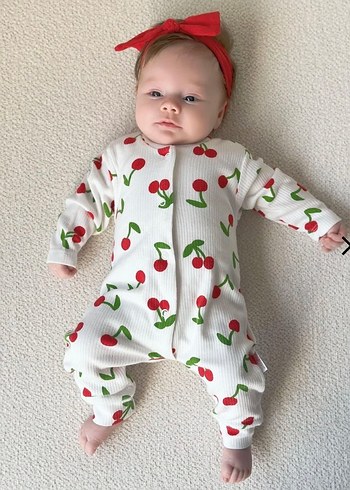 Beyaz Düğmeli Kiraz Desenli Bebek Tulumu - Görsel 2