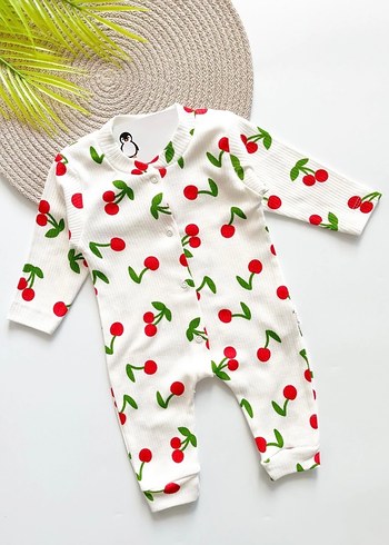 Beyaz Düğmeli Kiraz Desenli Bebek Tulumu - Görsel 3