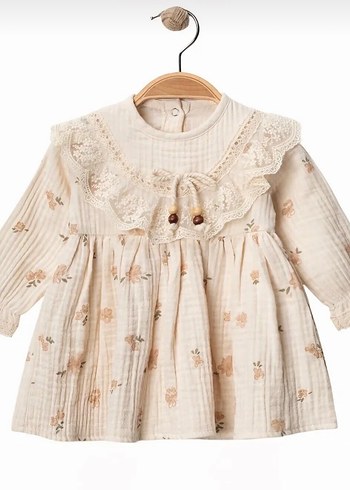 Müslin çiçek detaylı kız bebek elbisesi - Görsel 2