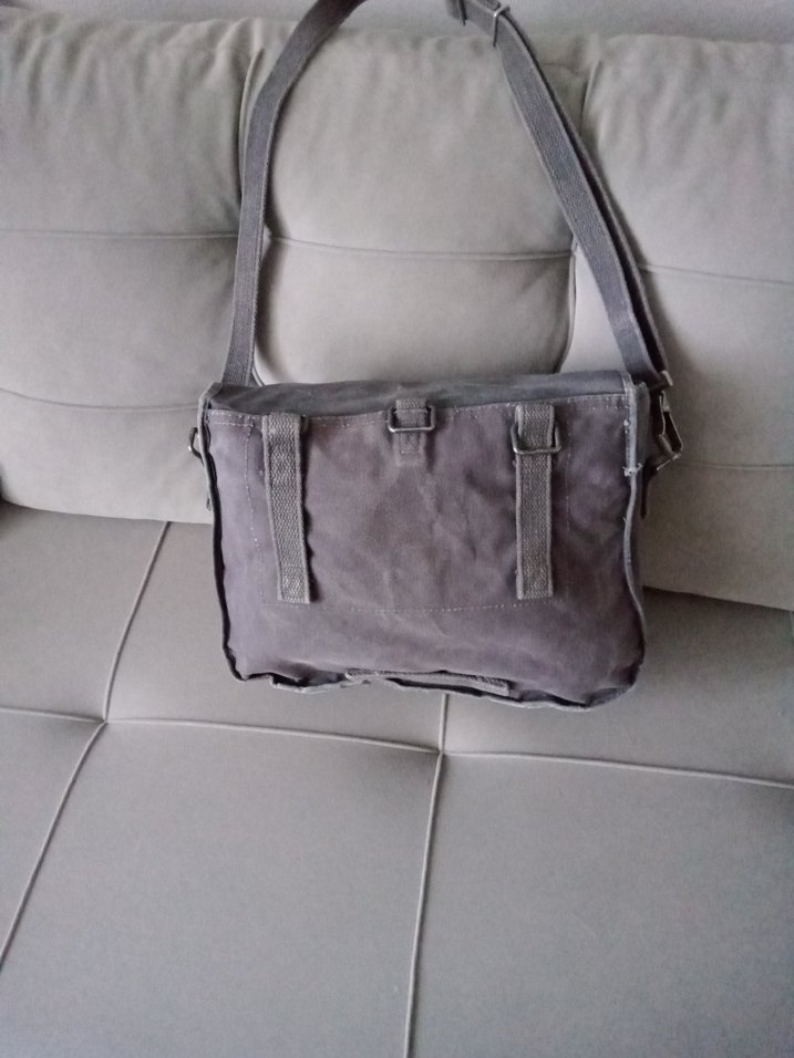 Gri Erkek Omuz Çantası Tokalı - Görsel 2