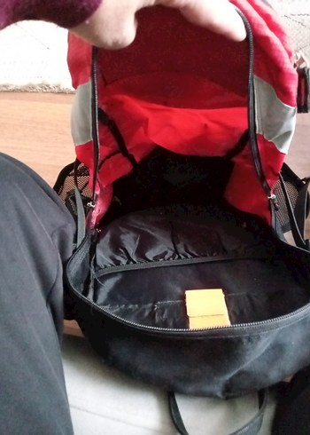 Fermuarlı Kırmızı Gri Erkek Sırt Çantası - Görsel 5