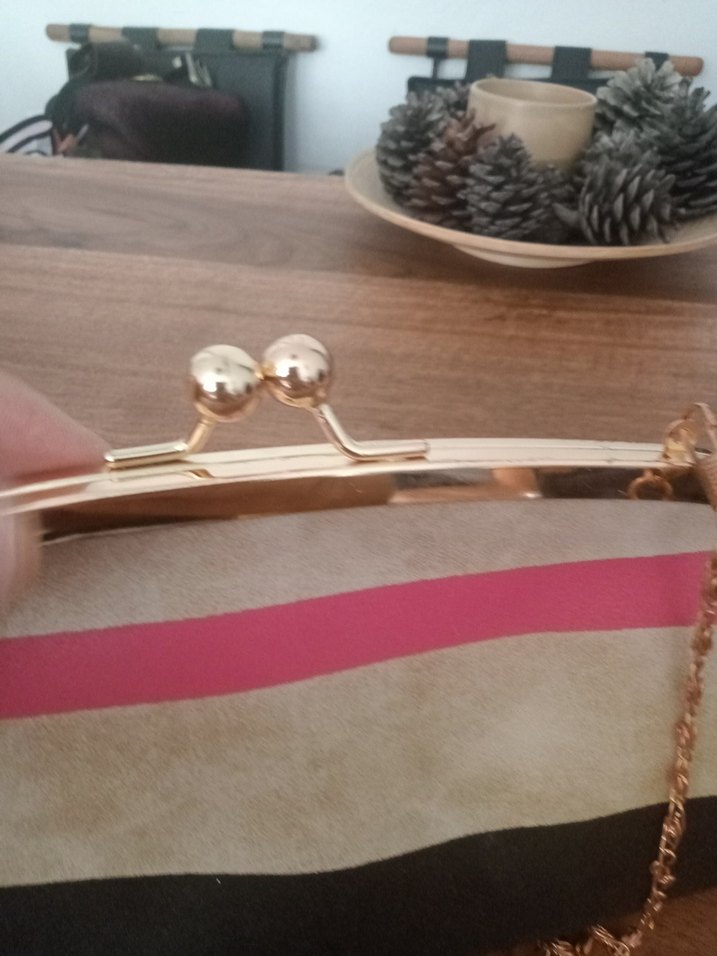 Bej Gri Zincir Detaylı Kadın Çanta - Görsel 2