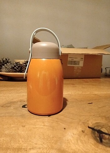  Beden Renk Çelik termos 500 ml hacimli 