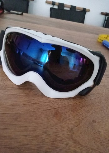 Beyaz Minimalist Erkek Kayak Gözlüğü - Görsel 8