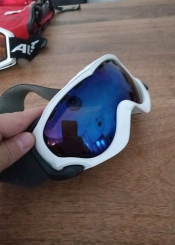 Beyaz Minimalist Erkek Kayak Gözlüğü - Görsel 3