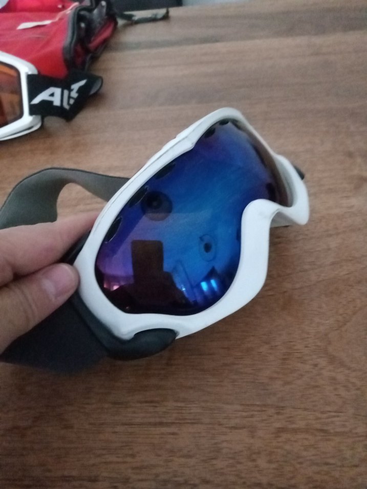 Beyaz Minimalist Erkek Kayak Gözlüğü - Görsel 3