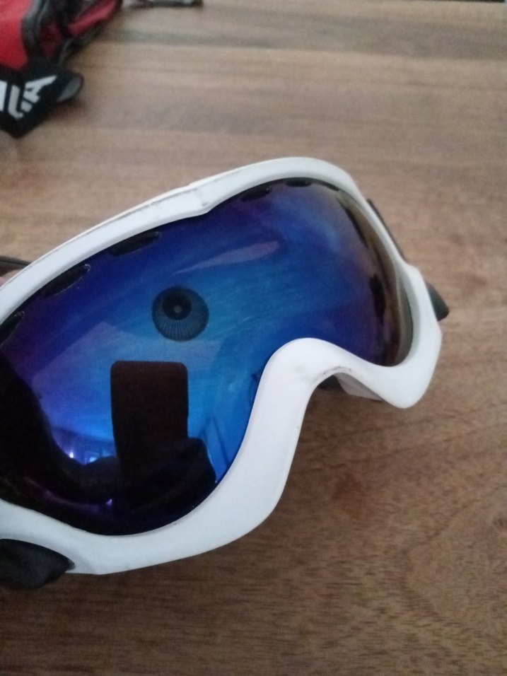 Beyaz Minimalist Erkek Kayak Gözlüğü - Görsel 2