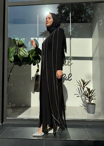 SENNA DESİGN Drapeli Siyah Uzun Taşlı Tesettür Abiye elbise - Görsel 3