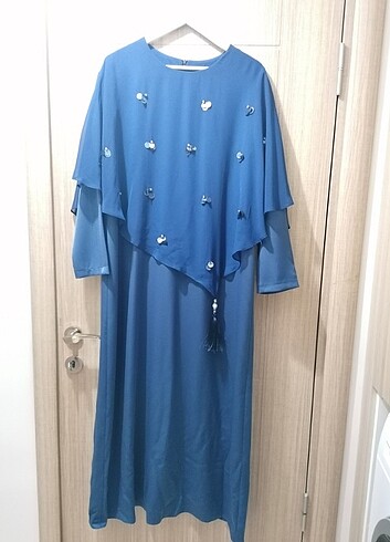 Zara ACCORT 48 BEDEN ABİYE ELBİSE MAVİ RENK