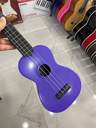 Mor Renk Kompozit Soprano Ukulele