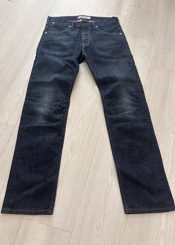 Levis ürünü
