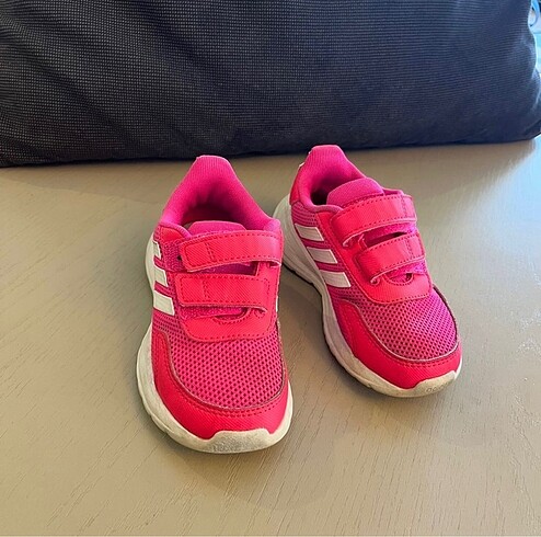 Adidas Kız çocuk ayakkabı Adidas 26