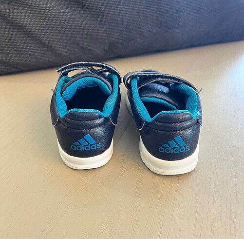 25 Beden gri Renk Adidas erkek çocuk ayakkabı 25