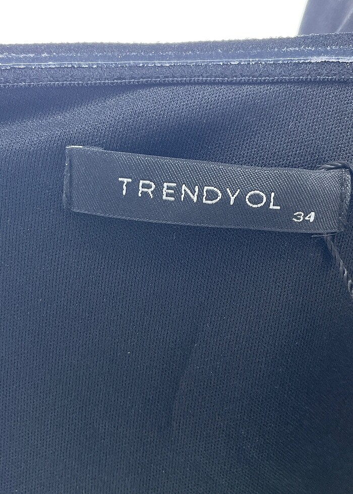 Trendyol & Milla Kısa Tulum %70 İndirimli. - Görsel 4