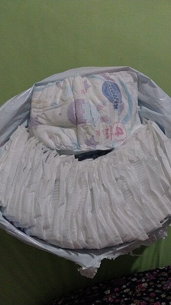 Molfix bebek bezi 4 numara