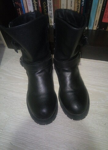 Deichmann Çizme