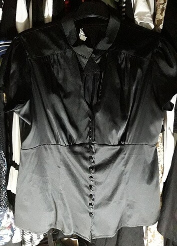 gotik siyah gömlek