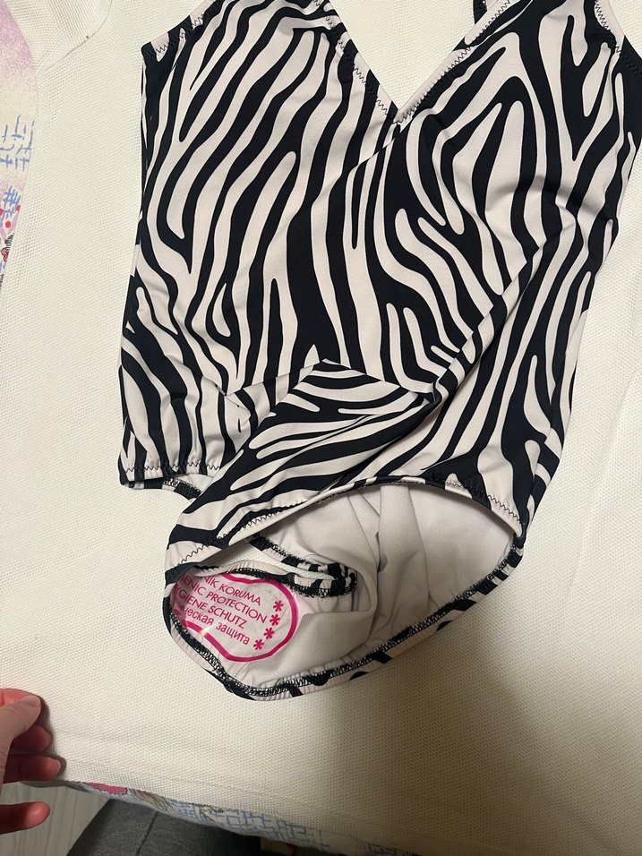 Zebra Desenli İnce Askılı Kadın Mayo - Görsel 3