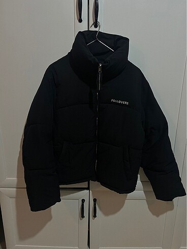 Bershka mont