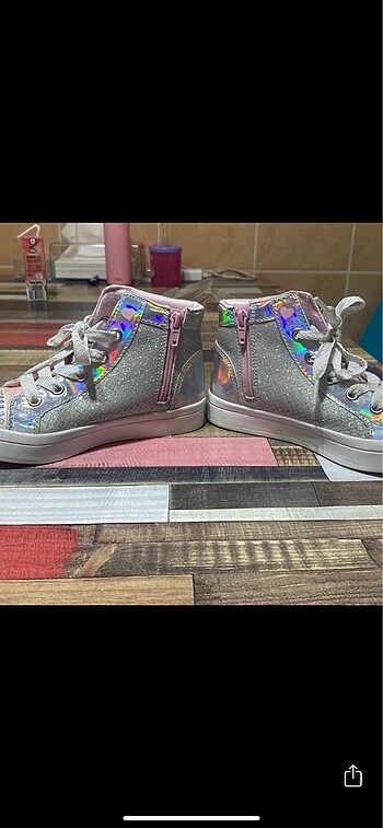 29 Beden pembe Renk Skechers ışıklı bot