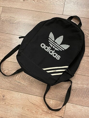 Orijinal Adidas Sırt Çantası