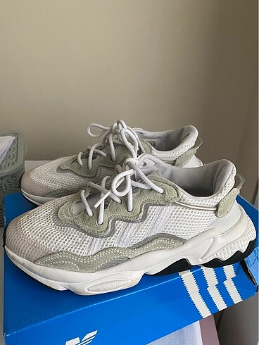 Adidas ozweego