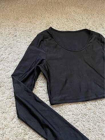 Zara Crop uzun kollu bluz