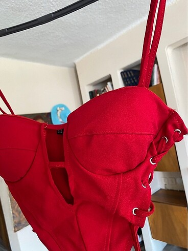 Kırmızı crop ipli - Görsel 5