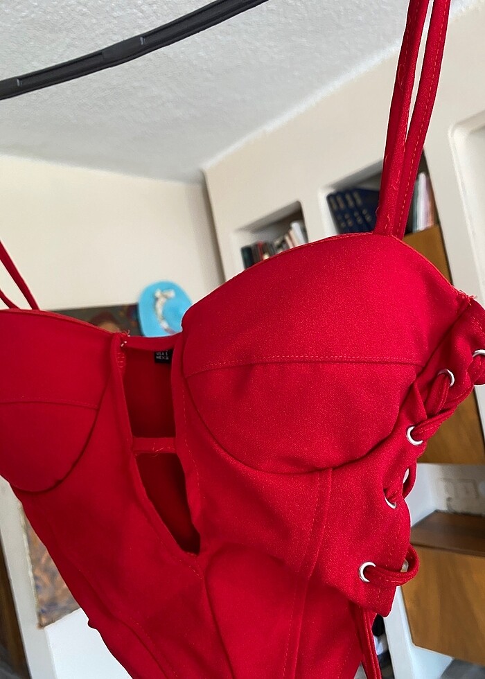 Kırmızı crop ipli - Görsel 5